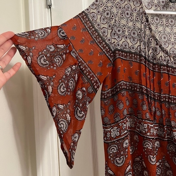 2 for $10 | Women's Printed Pintucked Peasant Sheer Flowy Top Size Small - Picture 4 of 7